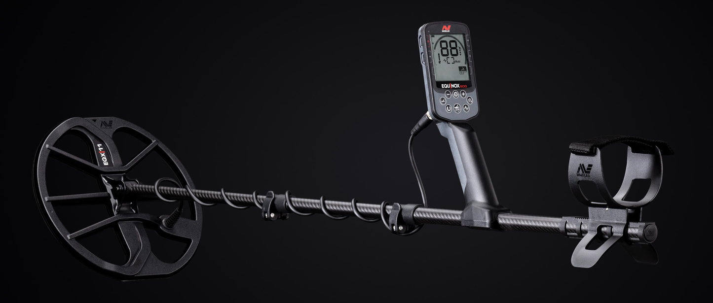 Minelab EQUINOX 900 Multi-IQ Metal Detector